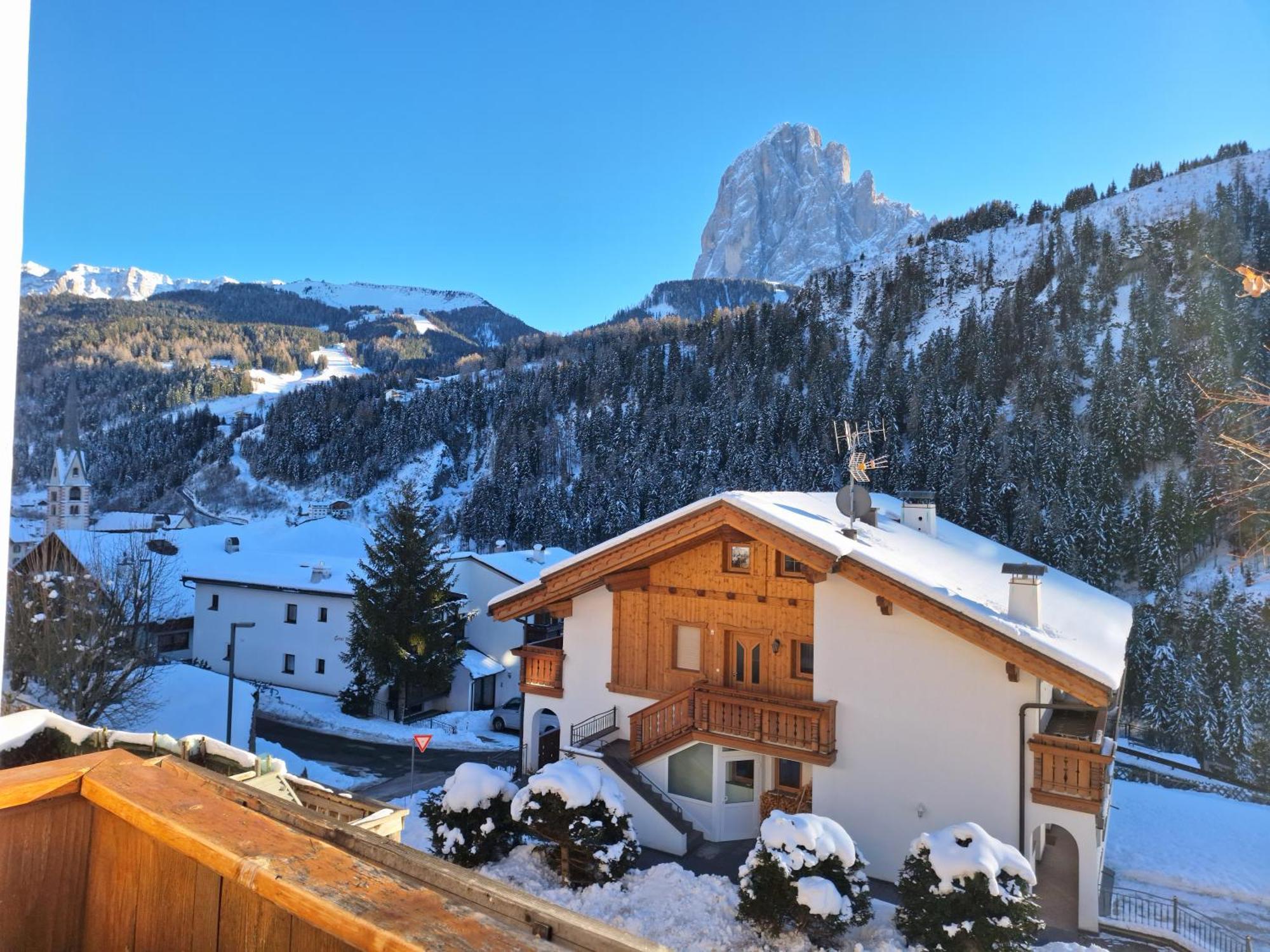 Apartments Insam Santa Cristina Val Gardena Exterior photo